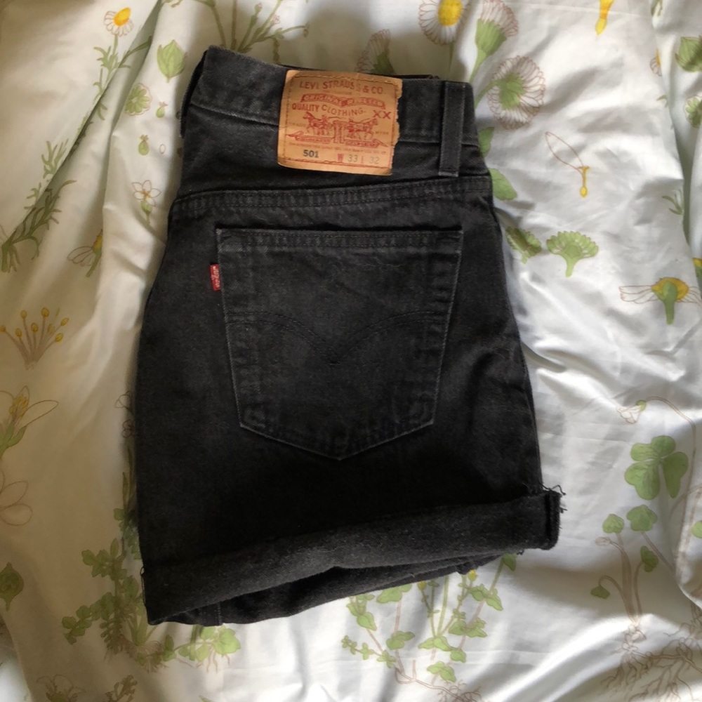 LEVI VINTAGE 501 HIGH WAISTED SHORTS